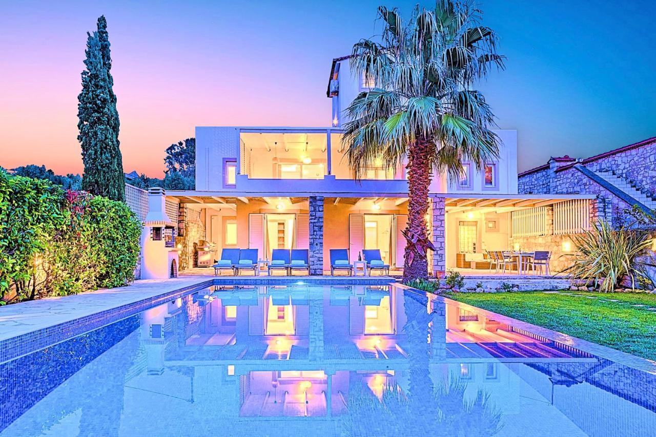 Cretan Mansion With Heated Swimming Pool Villa Georgioupoli Exterior photo