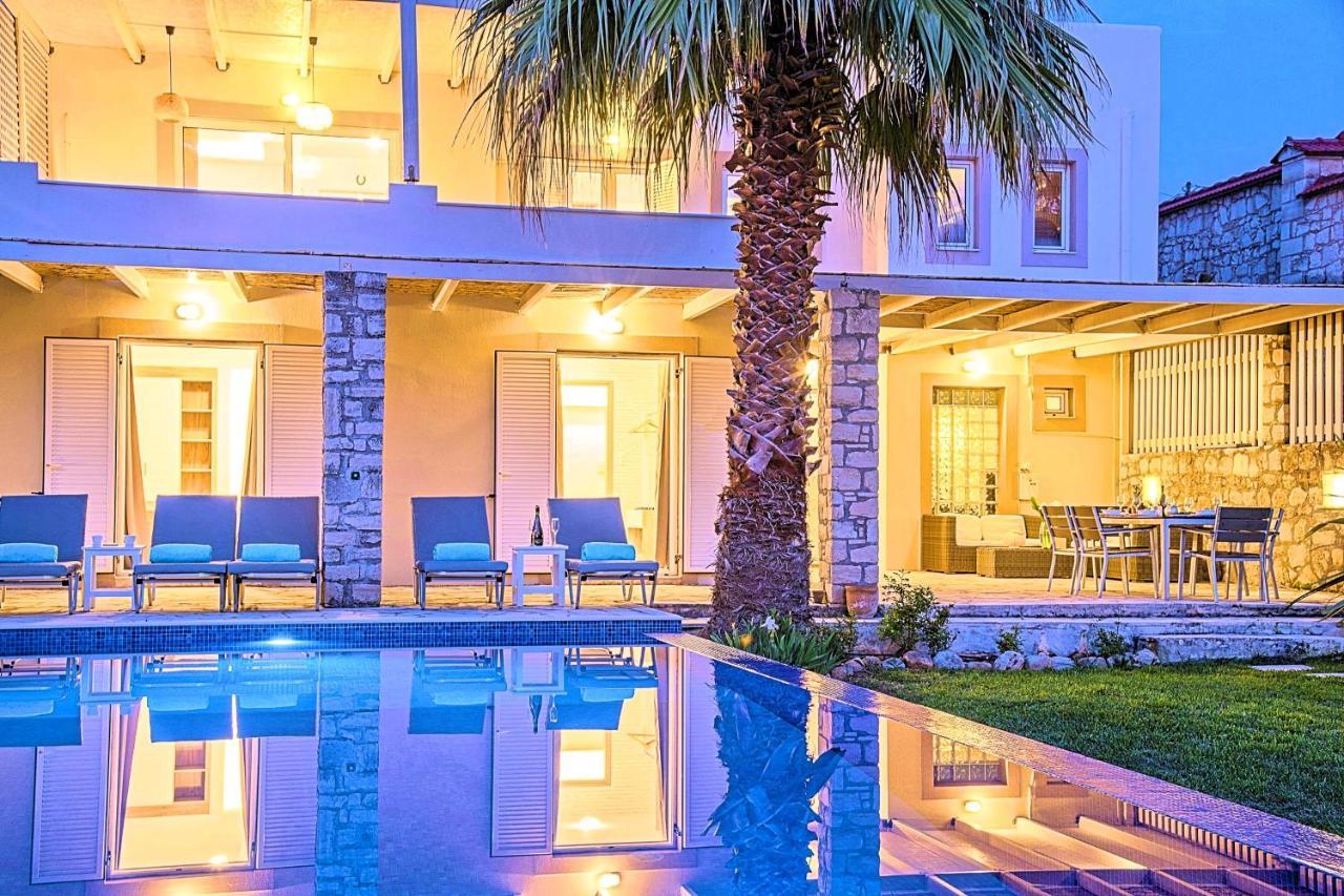 Cretan Mansion With Heated Swimming Pool Villa Georgioupoli Exterior photo